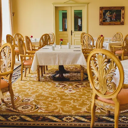 Chateau Kynsperk 4*