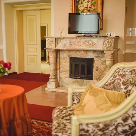 Chateau Kynsperk فندق Kynsperk nad Ohri