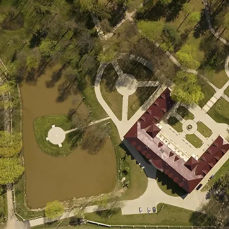 فندق Chateau Kynsperk 4*