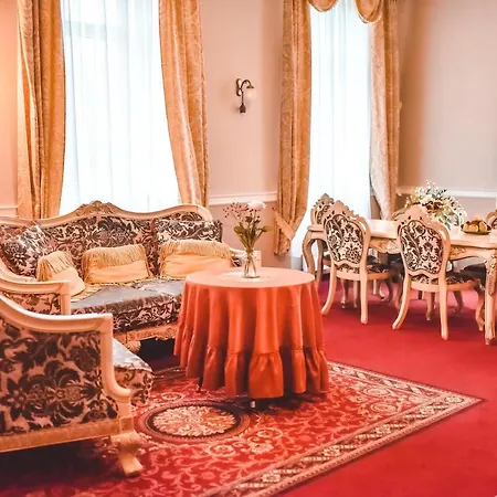 Chateau Kynsperk Hotel 4*